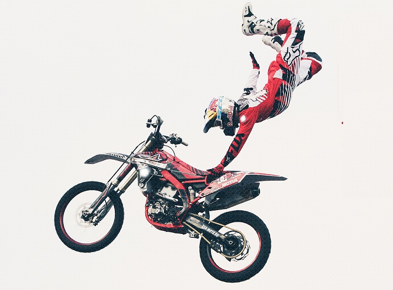 ������ ��� �� Motul � Nissan X-Tour 