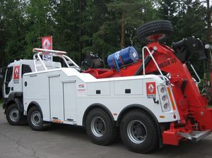 Уникальный грузовой эвакуатор Renault Kerax Heavy Уникальный грузовой эвакуатор Renault Kerax Heavy